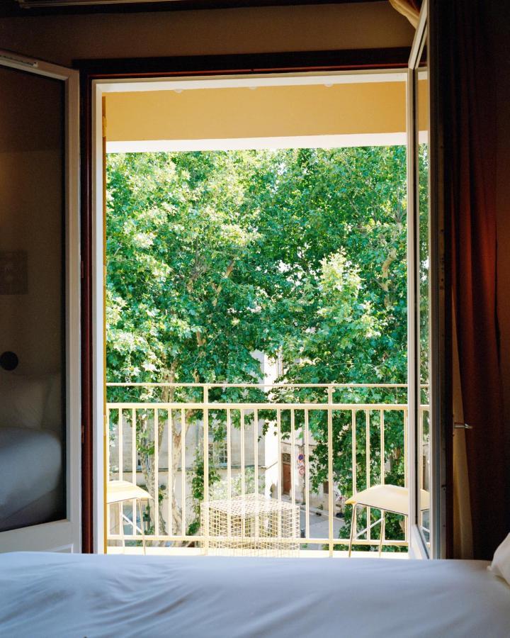 Hotel Present - Entree Autonome, Reception En Ligne - Encore Mieux Arles Esterno foto